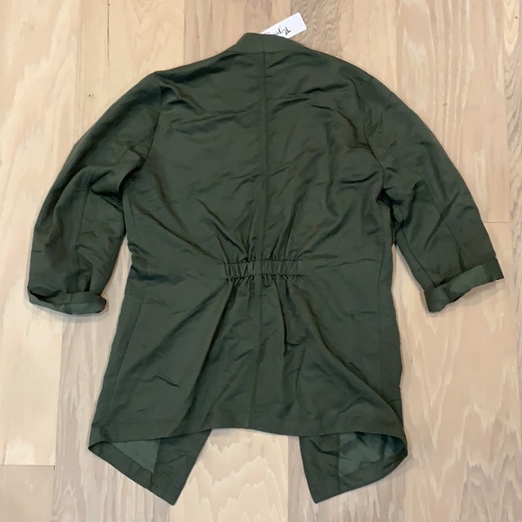 Thyme maternity shirt/blazer - Size small - Picture 5 of 6